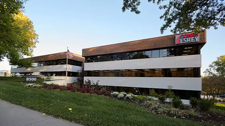 Merriam Oaks office building